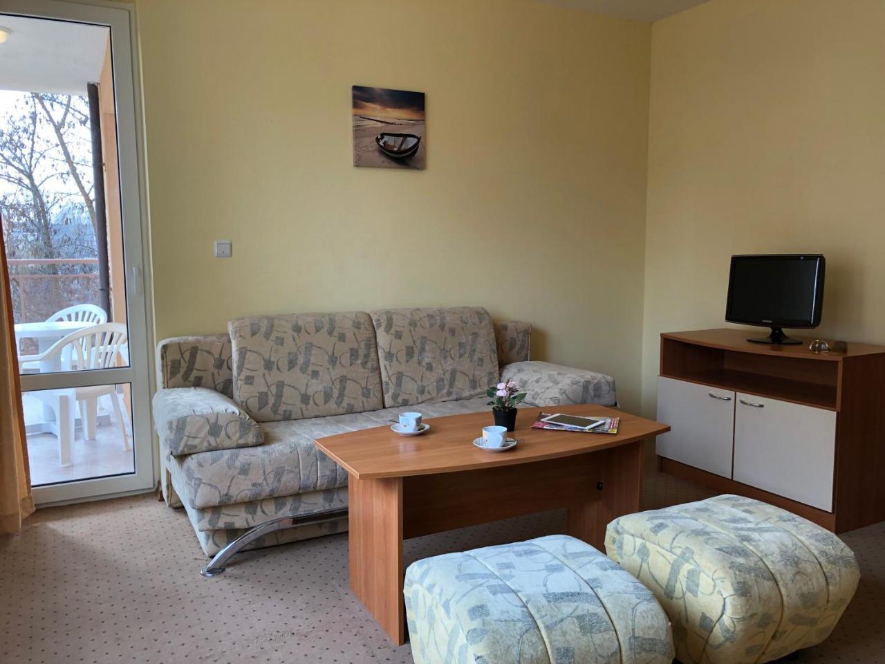 Hotel Beatris Family House à Slantchev Briag Extérieur photo